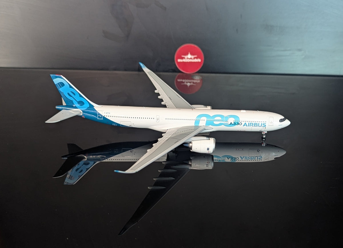 1:400 Airbus Industries A330-900 Aviation 400
