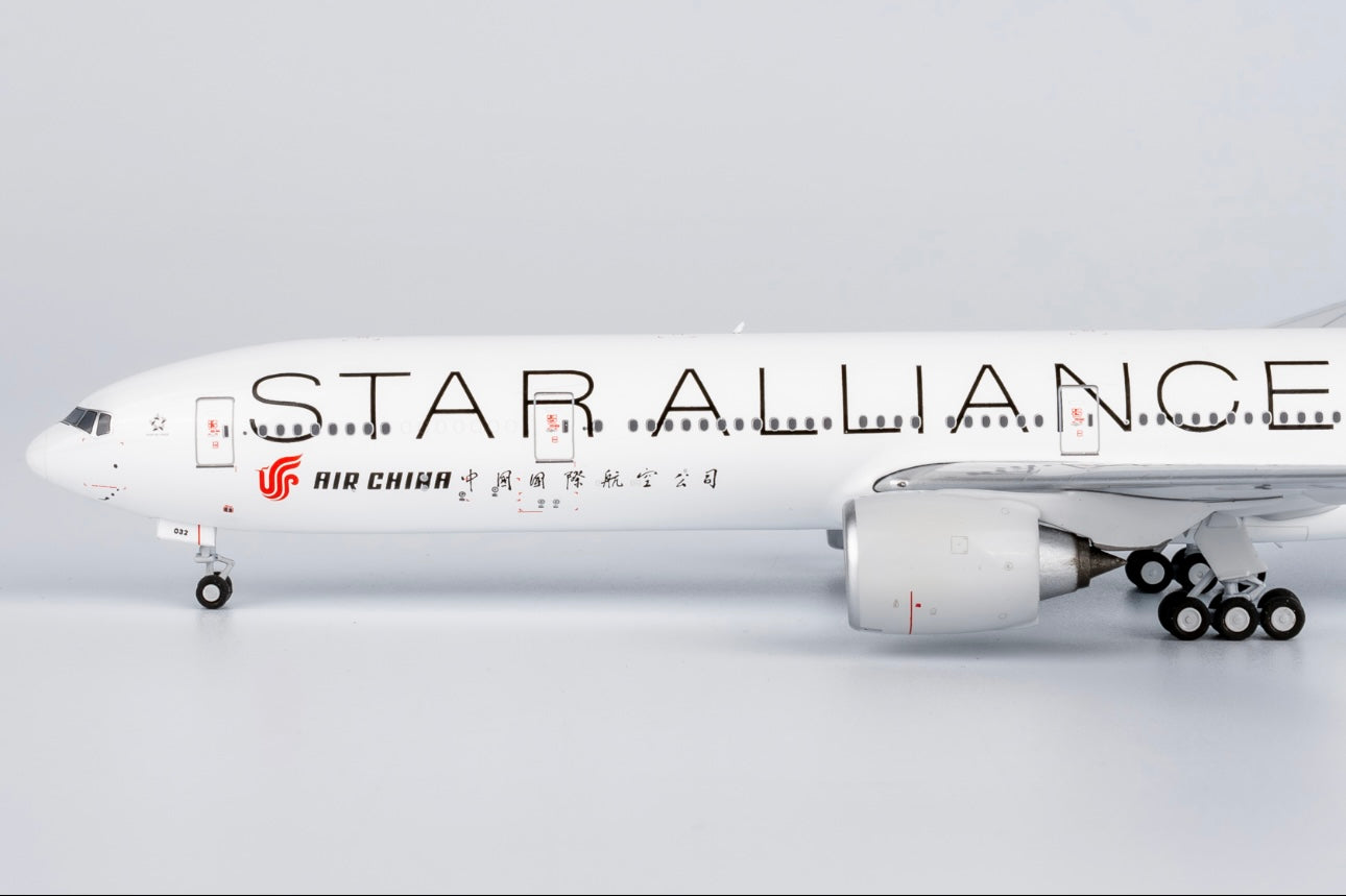 1:400 Air China B777-300ER “Star Alliance” B-2032 NG Models