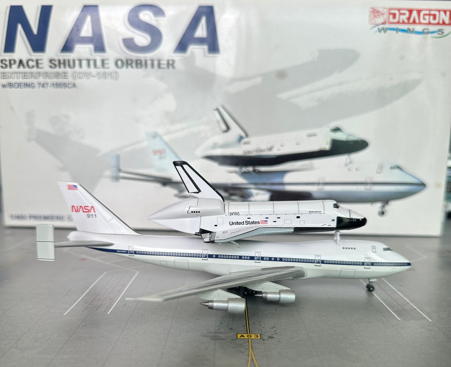 1:400 NASA Space Shuttle Orbitor Enterprise & B747-100SCA Twin Pack Dragon Wings