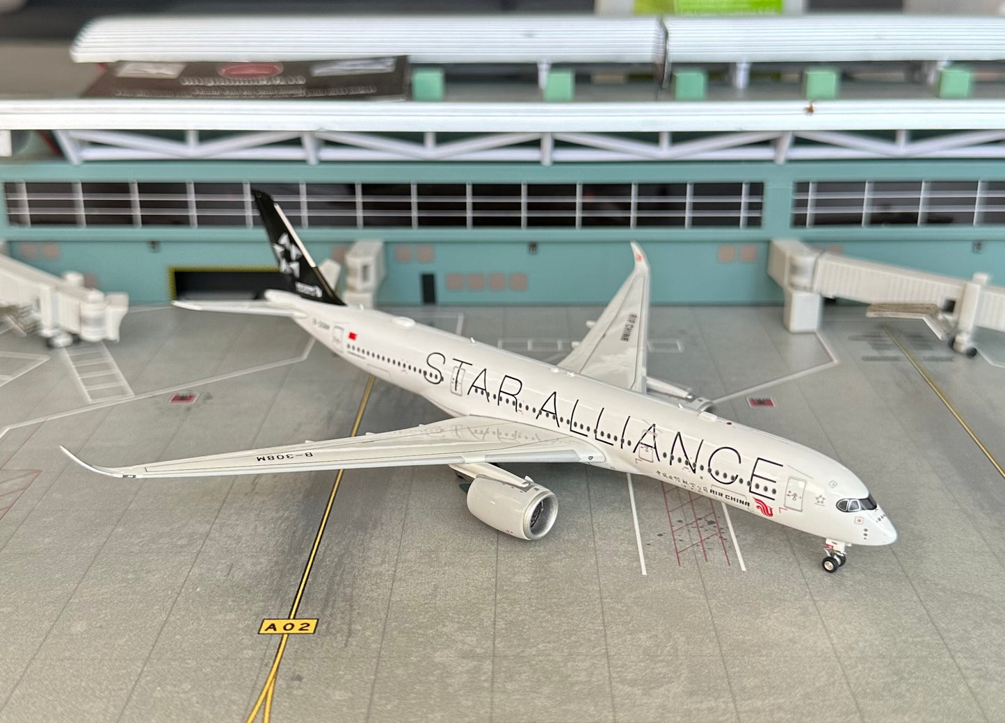 1:400 Air China A350-900 Star Alliance detachable gear Aviation 400