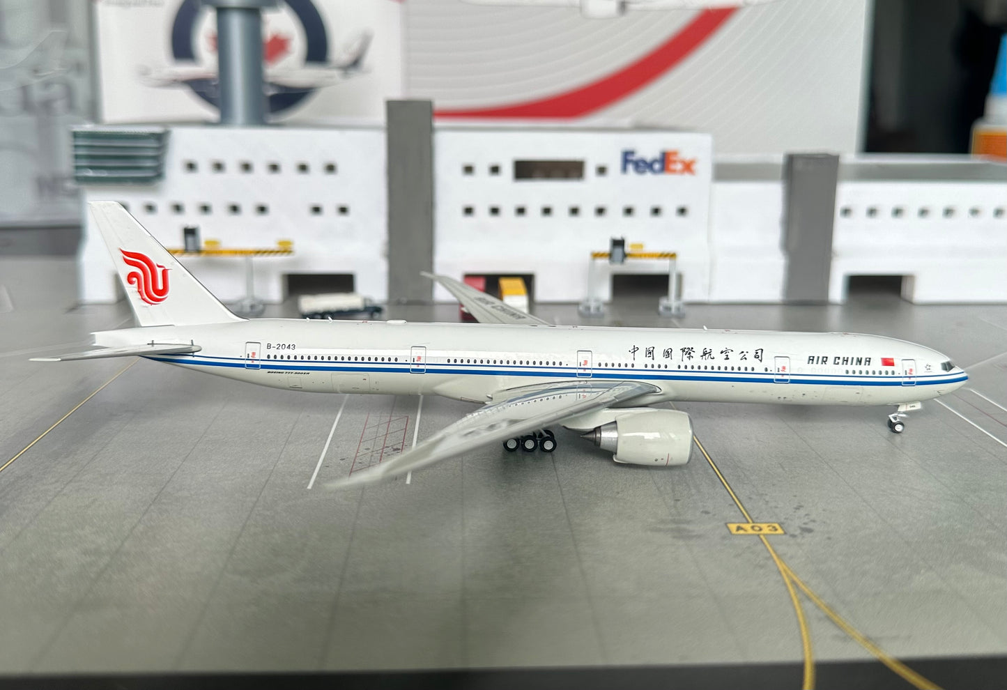 1:400 Air China B777-300ER B-2043 NG Models