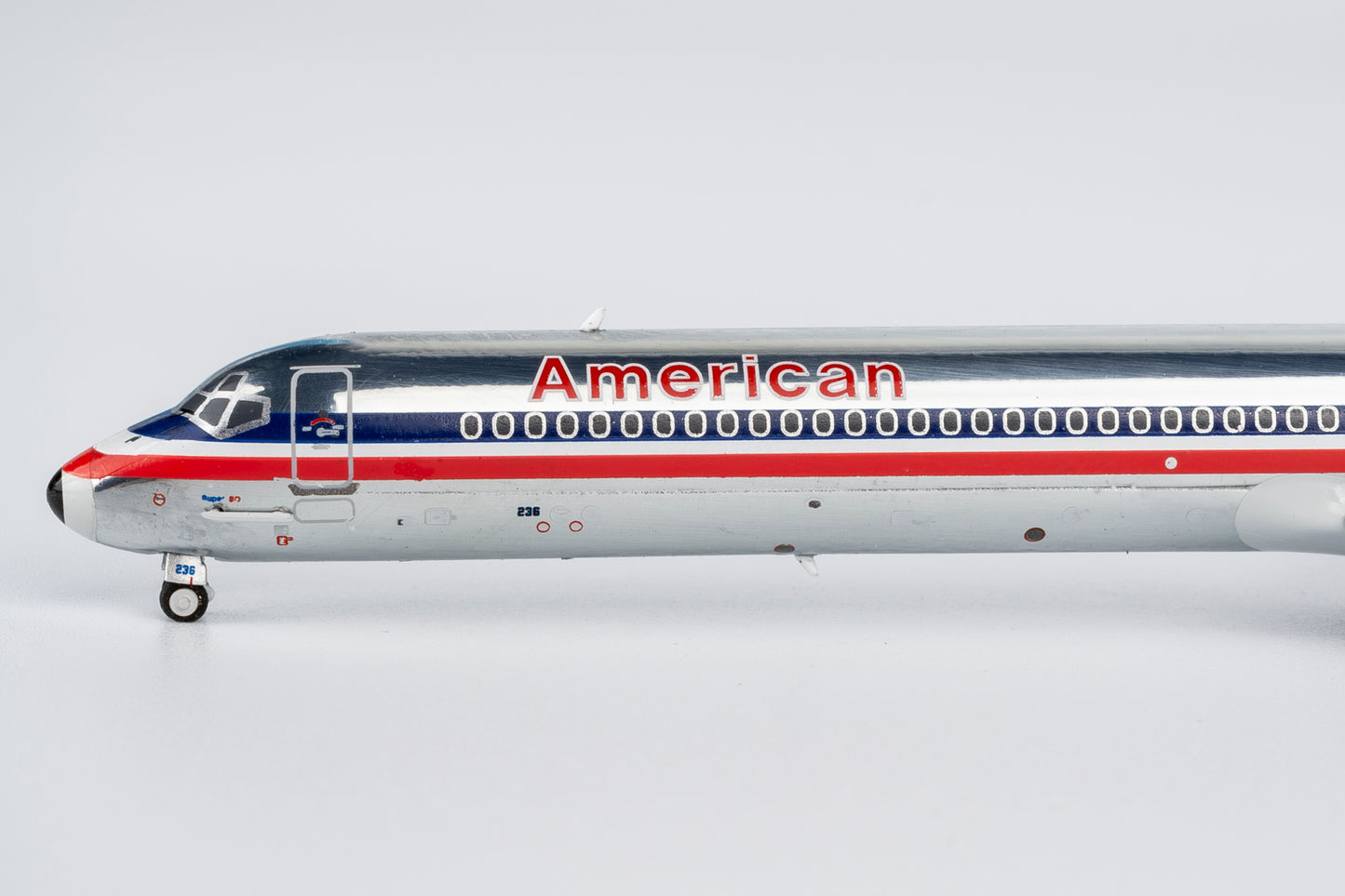 1:400 American Airlines MD-82 N236AA NG Models