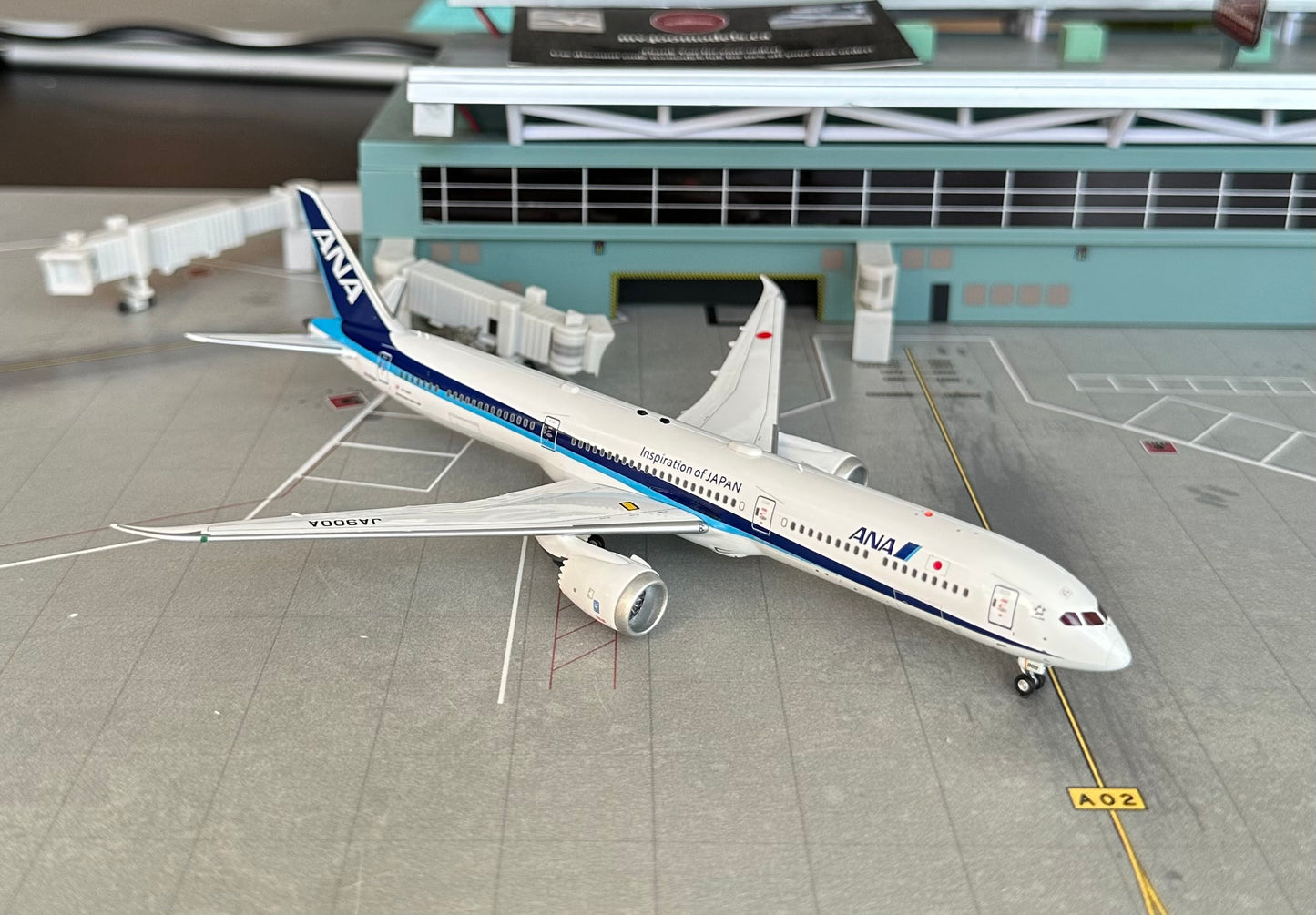 1:400 JA900A All Nippon Airways B787-10 Dreamliner New magnetic detachable landing gear Aviation 400