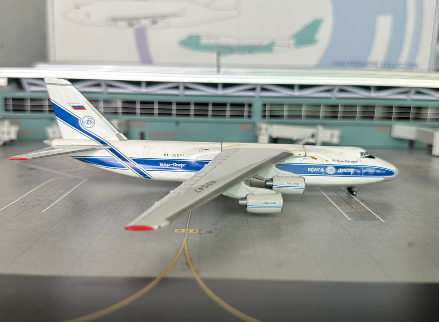 1:400 Volga-Dnepr Airlines AN-124-100 Ruslan Gemini Jets