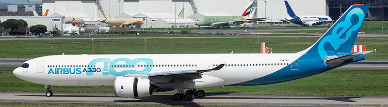 Pre-order 1:400 Airbus Industries A330-900 Aviation 400