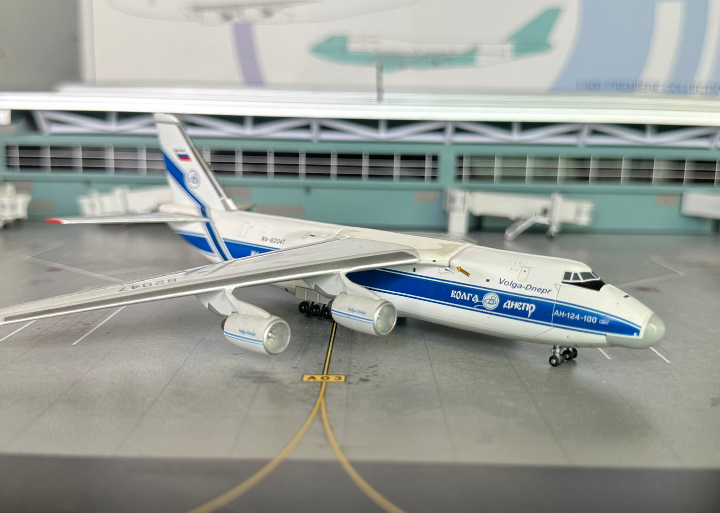 1:400 Volga-Dnepr Airlines AN-124-100 Ruslan Gemini Jets