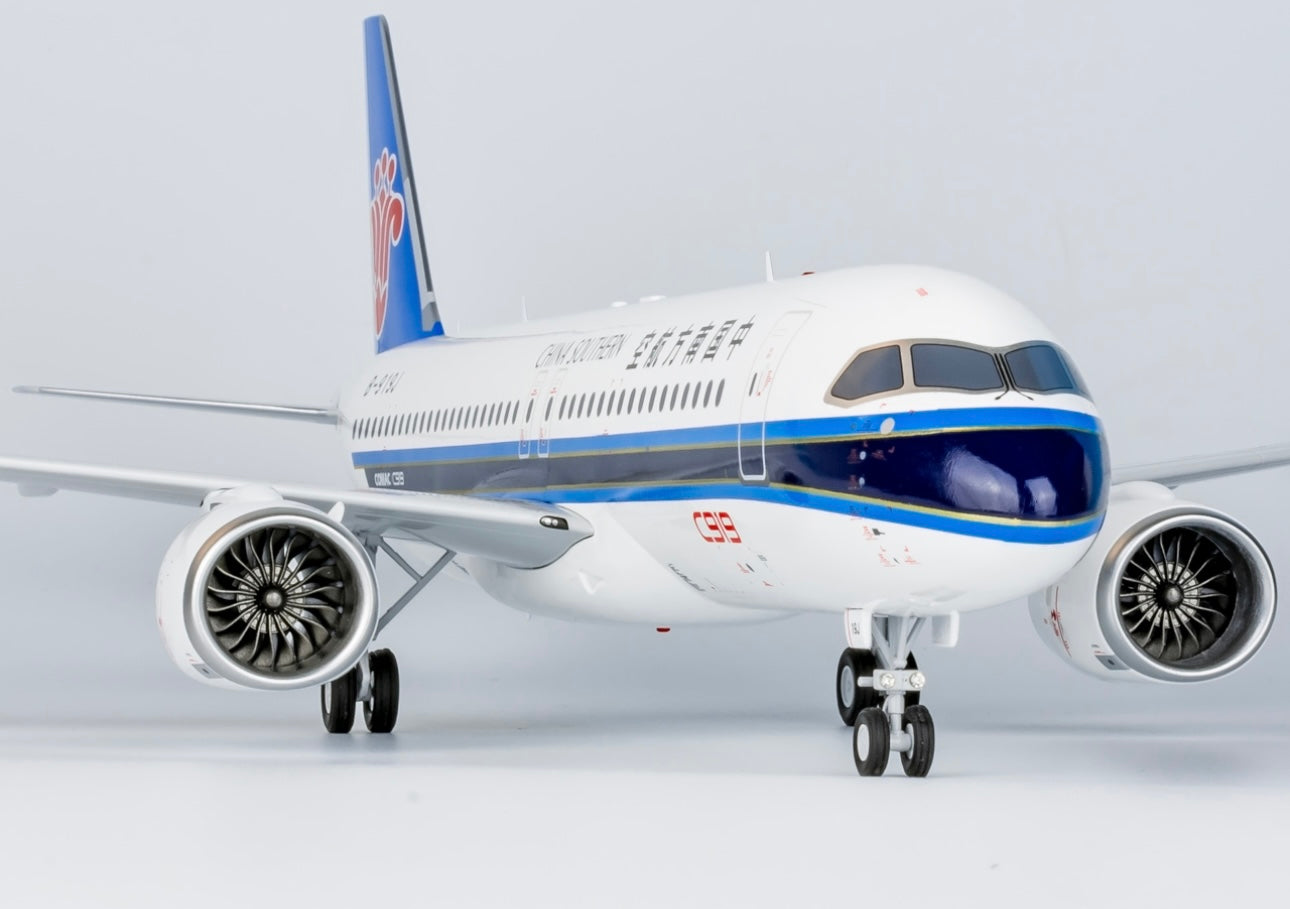 1:100 China Southern Airlines Comac C919 NG Models