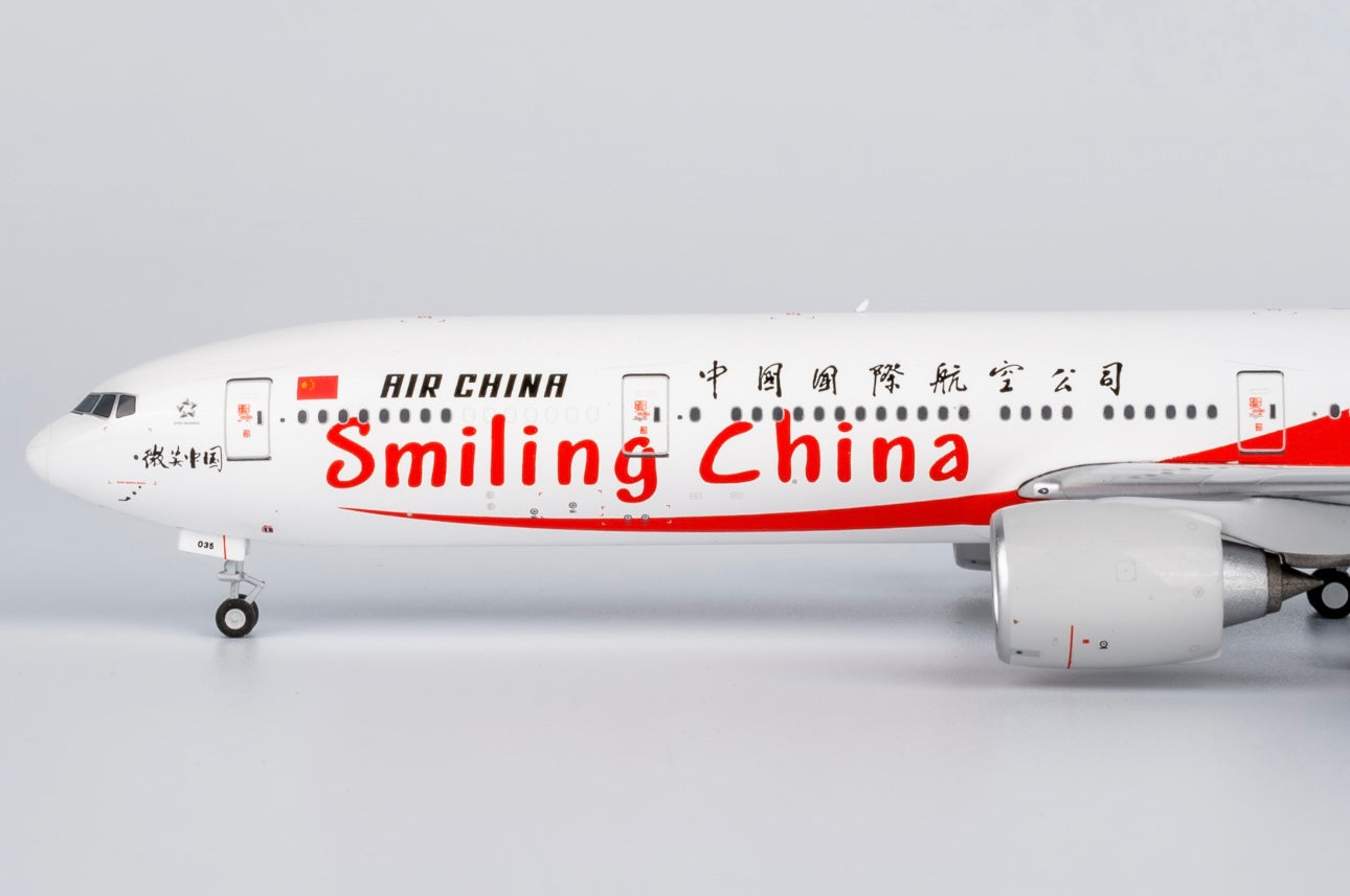 1:400 Air China B777-300ER B-2035 “Smiling China” NG Models