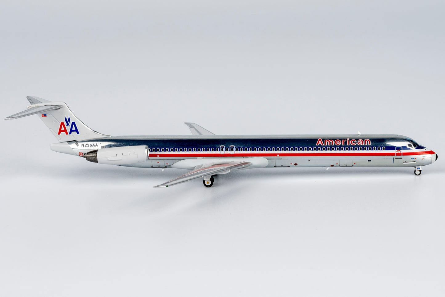 1:400 American Airlines MD-82 N236AA NG Models