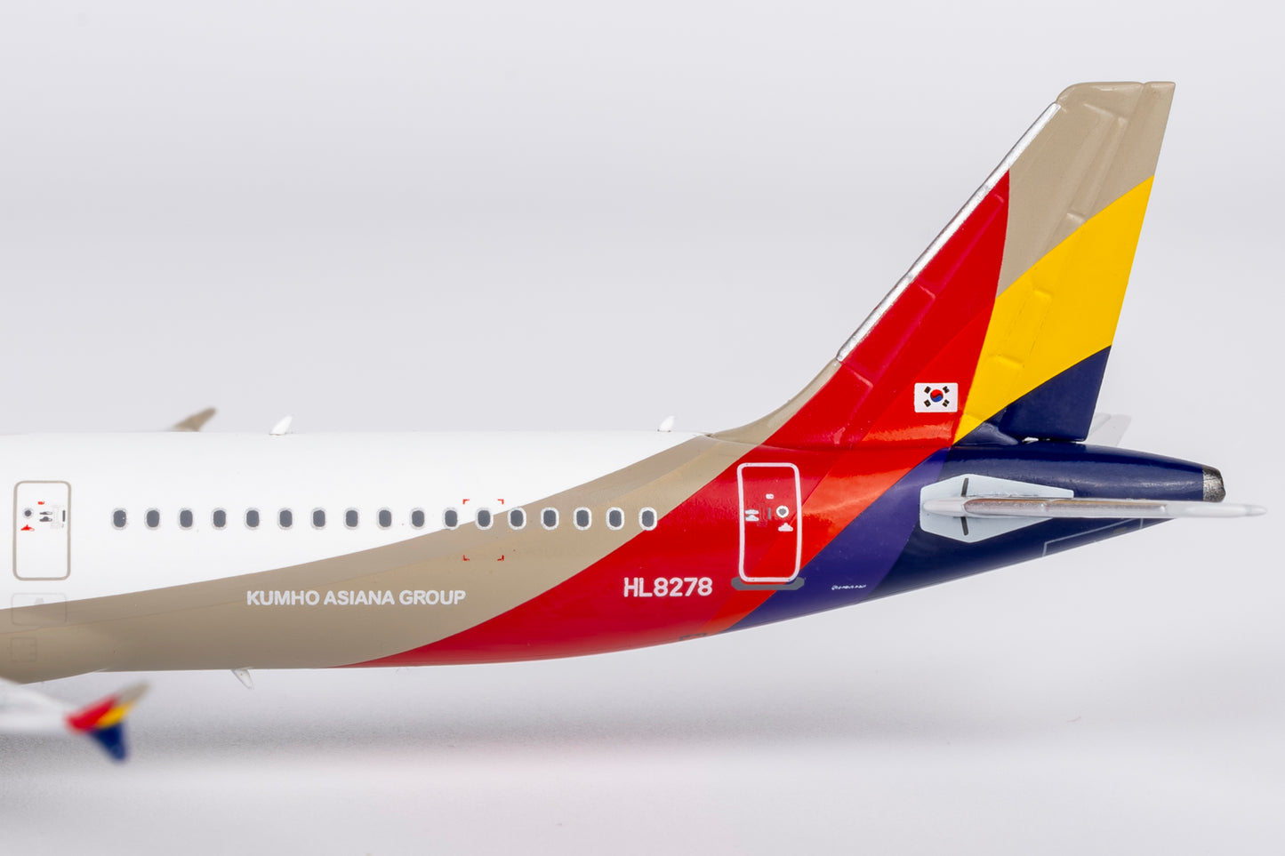 1:400 Asiana Airlines A321-200 HL8279 (new titles) NG Models to