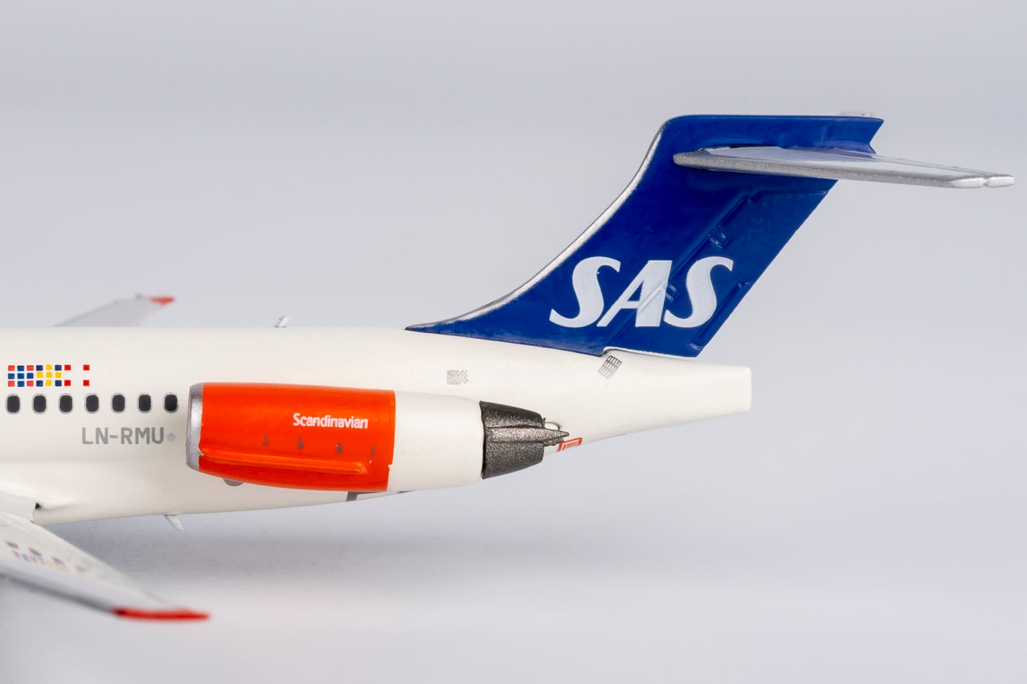 1:400 SAS Scandinavian MD-87 (DC-9-87) “Grim Viking” NG Models.