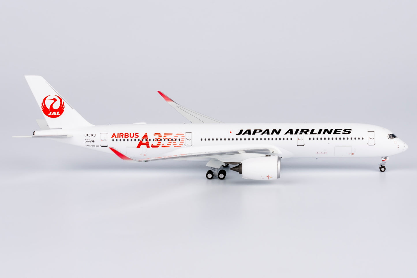 1:400 Japan Airlines A350-900 JA01XJ Red* NG Models.