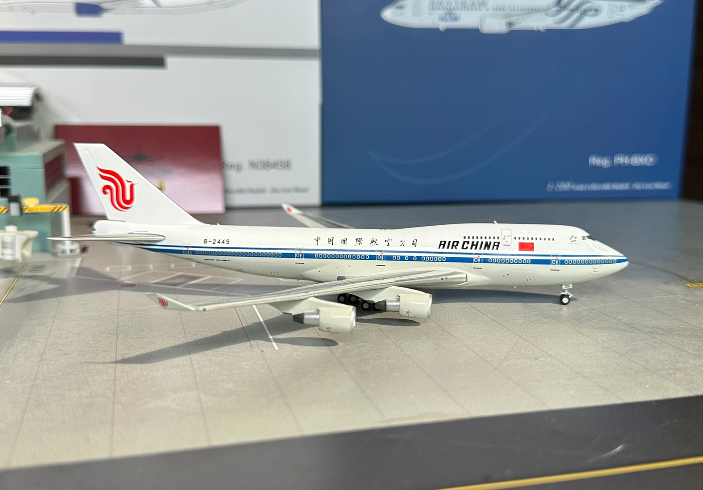 1:400 Air China B747-400 “Farewell Flight” NG Models