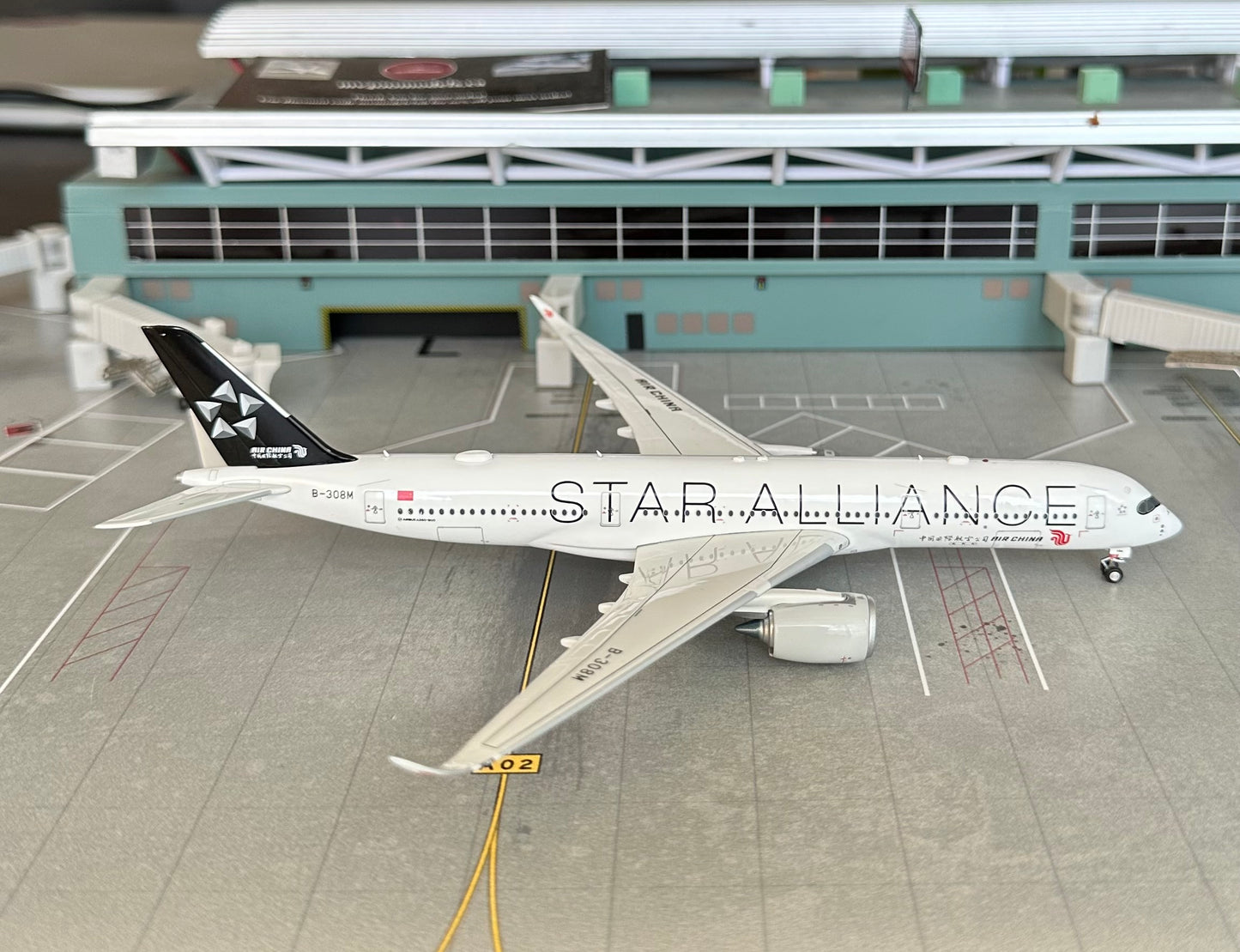 1:400 Air China A350-900 Star Alliance detachable gear Aviation 400