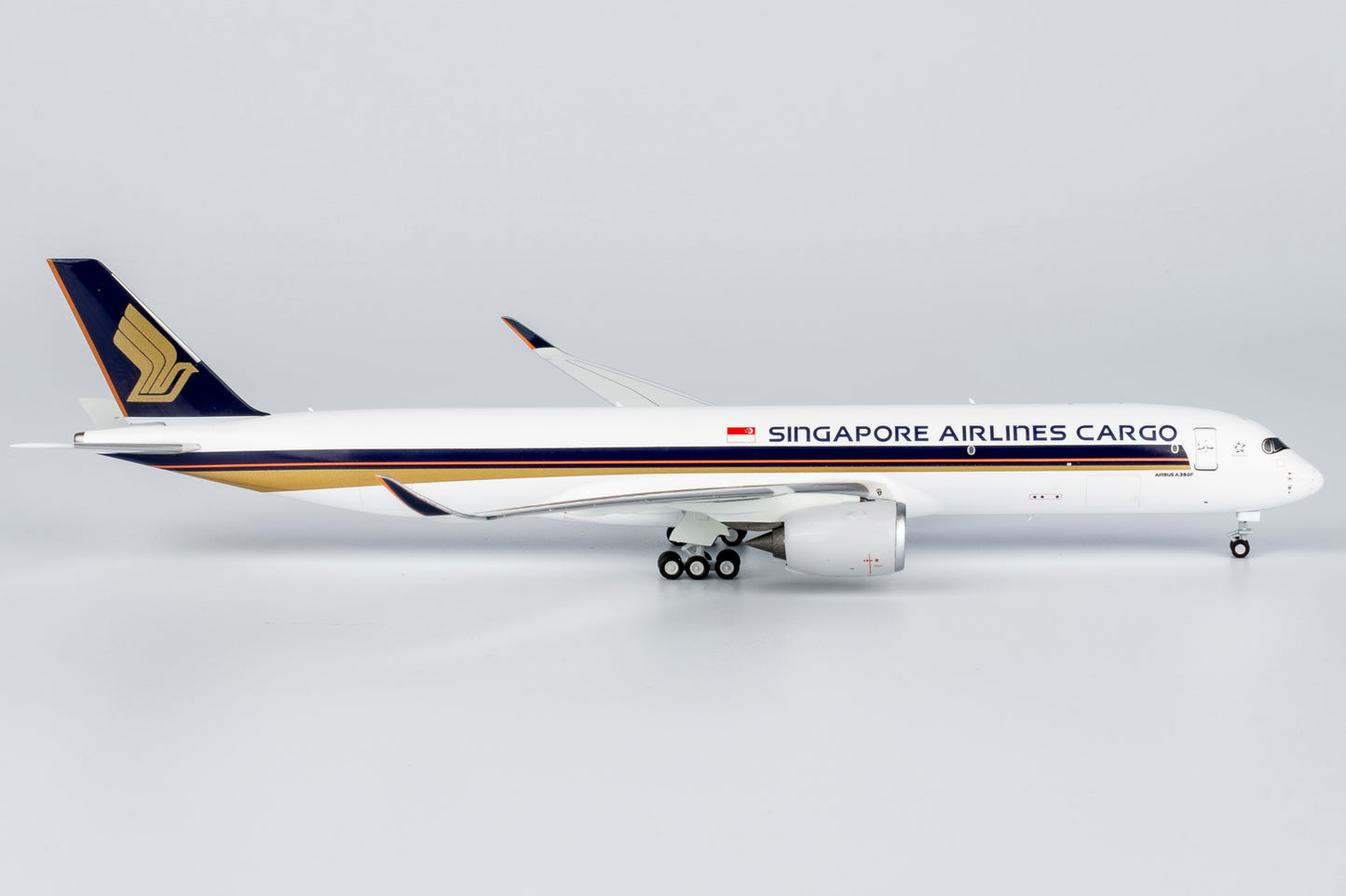 1:400 Singapore Airlines A350F NG Models. Fantasy Livery**