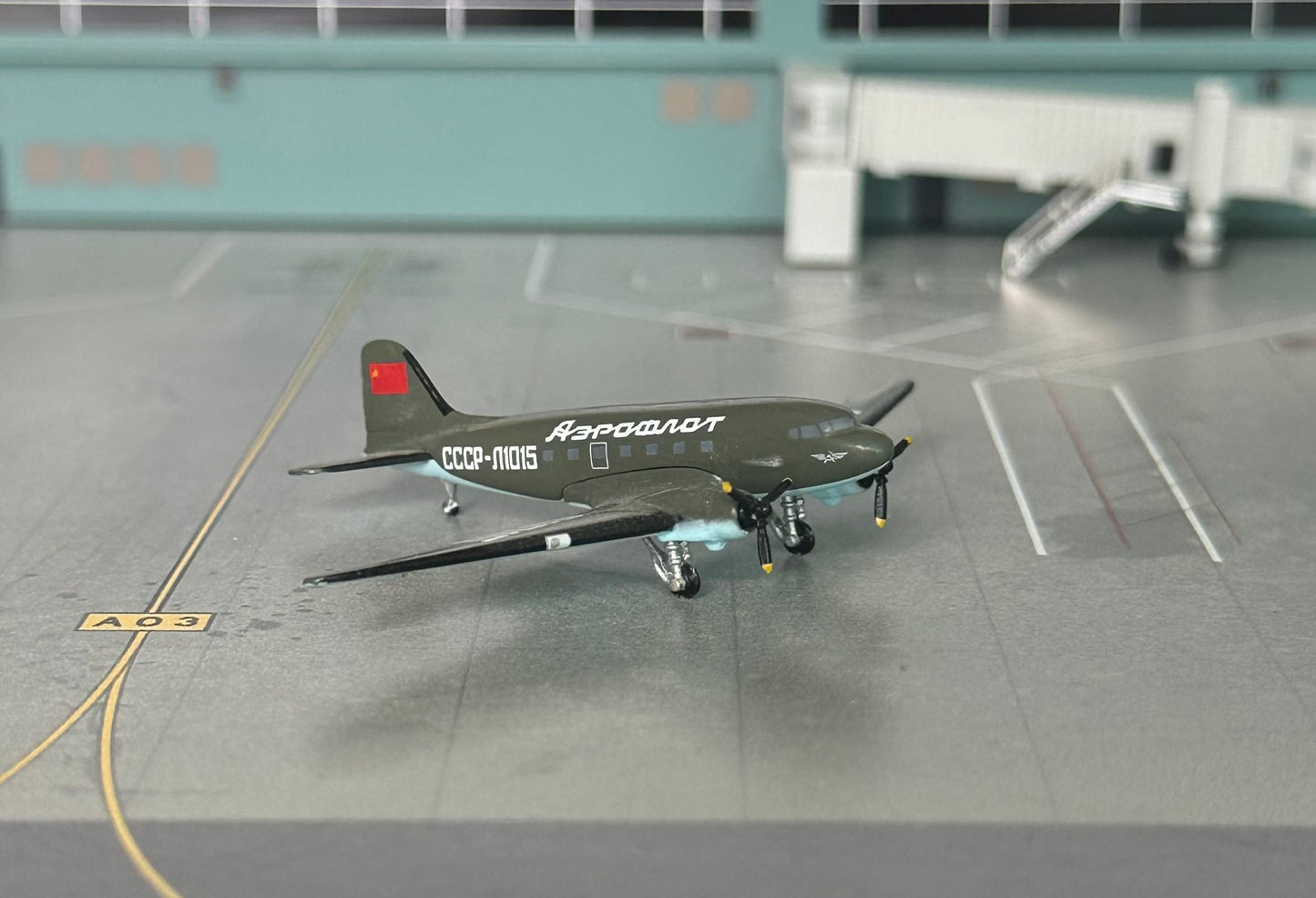 RARE* 1:400 Aeroflot Lisunov Li-2 Aeroclassics
