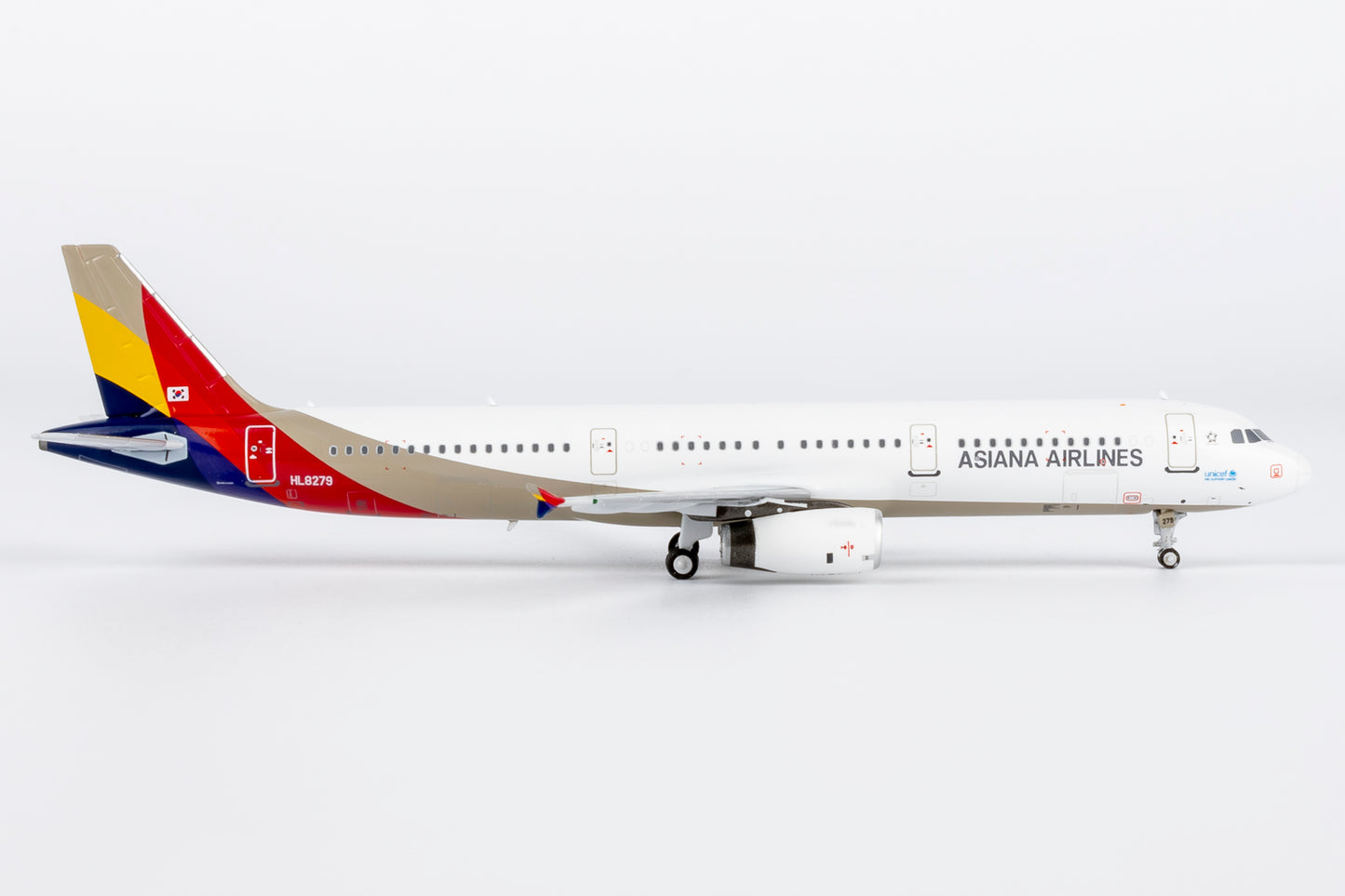1:400 Asiana Airlines A321-200 HL8278 NG Models