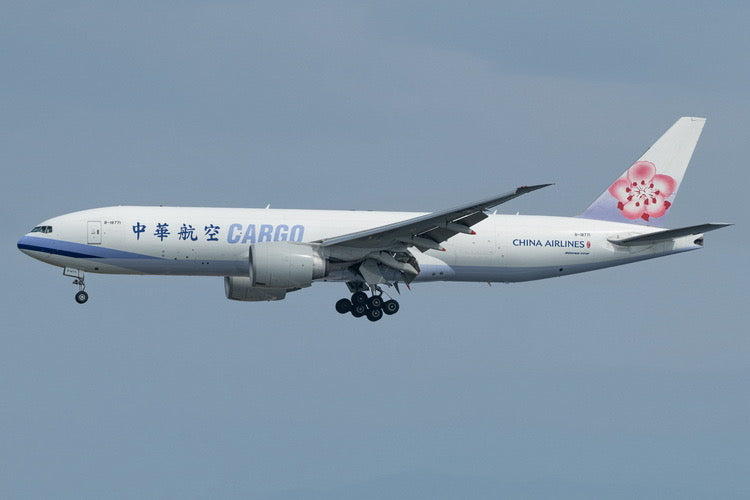 Pre-order 1:400 China Airlines Cargo B777-200F Phoenix Models
