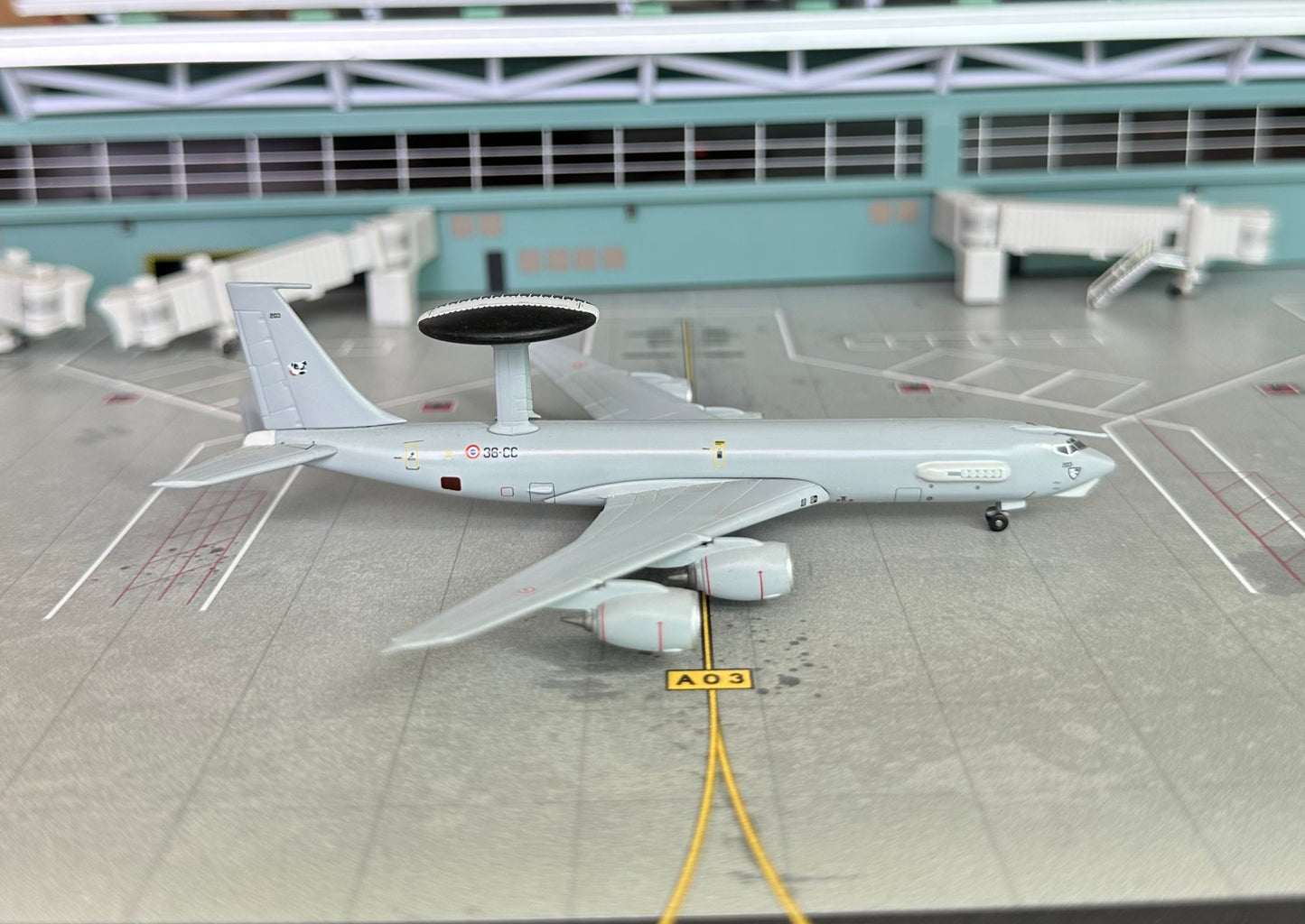 1:400 French Air Force E-3F Sentry w/ESM 36 EDCA Dragon Wings