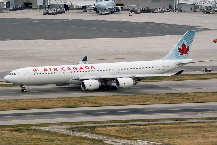Pre-order 1:400 Air Canada A340-500 Phoenix Models