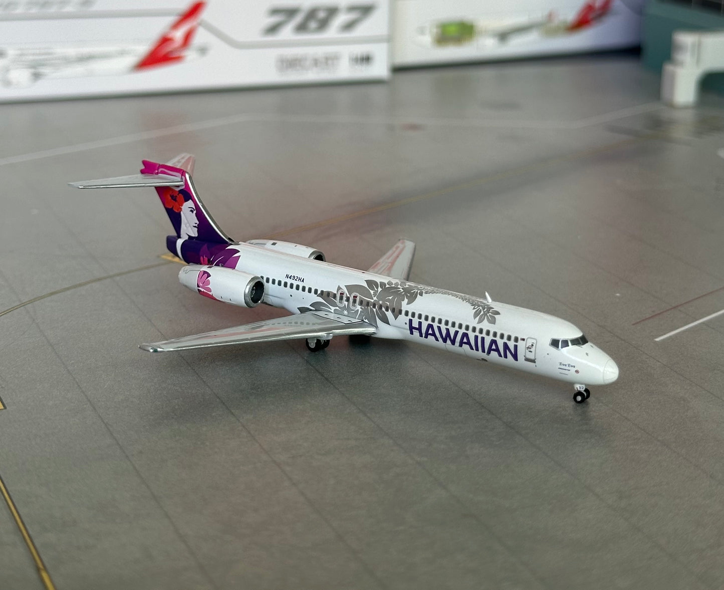 1:400 Hawaiian Airlines B717-200 Gemini Jets