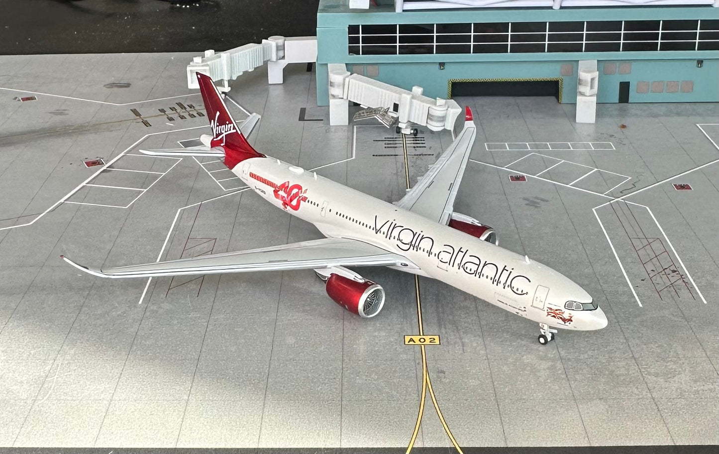 1:400 Virgin Atlantic A330-900neo “40th Anniversary” Gemini Jets