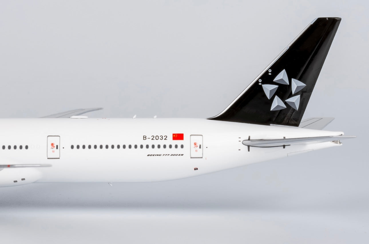 1:400 Air China B777-300ER “Star Alliance” B-2032 NG Models