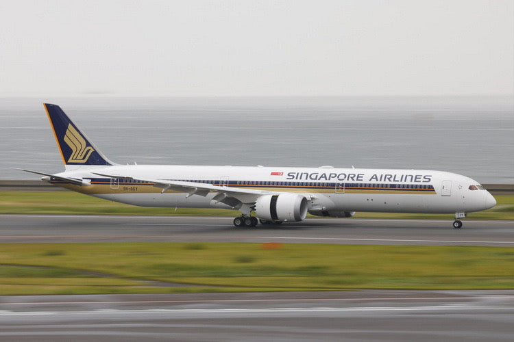 Pre-order 1:400 Singapore Airlines B787-10 Phoenix Models