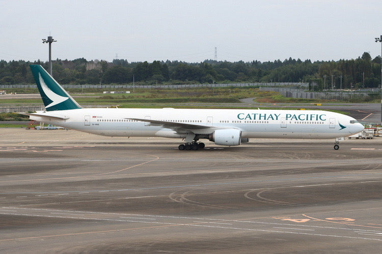 Pre-order 1:400 Cathay Pacific B777-300 B-HNQ Phoenix Models