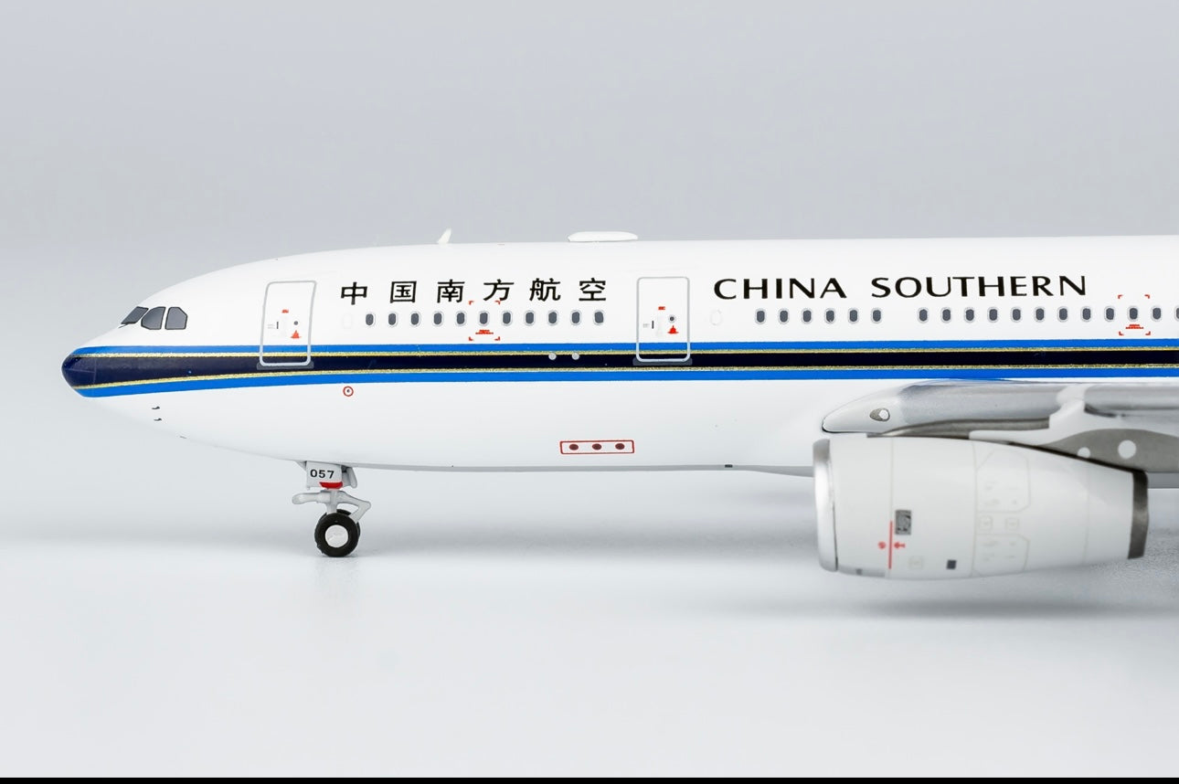 1:400 China Southern Airlines A330-200 B-6057 NG Models ULTIMATE COLLECTION