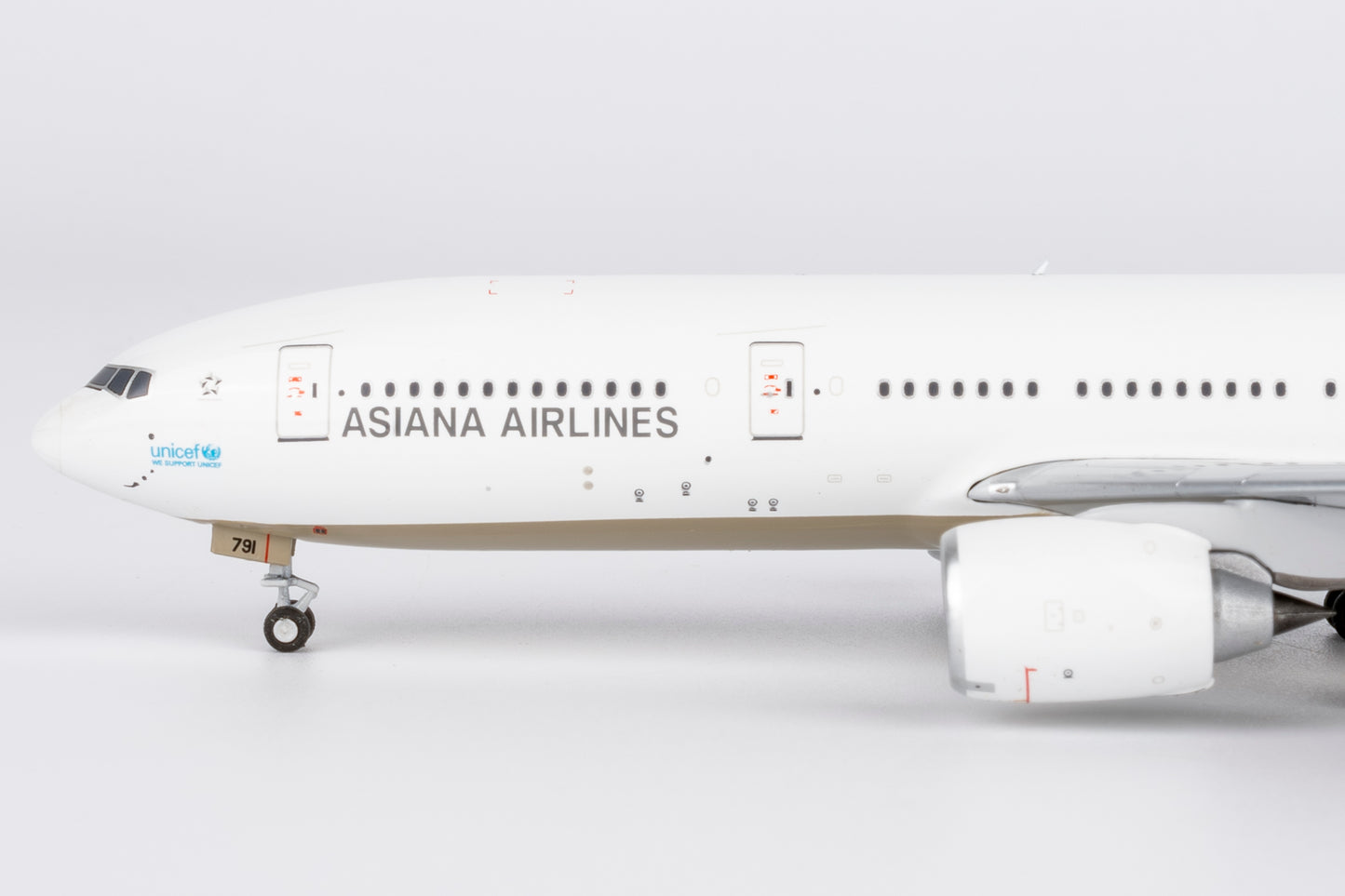 1:400 Asiana Airlines B777-200ER HL7791 NG Models