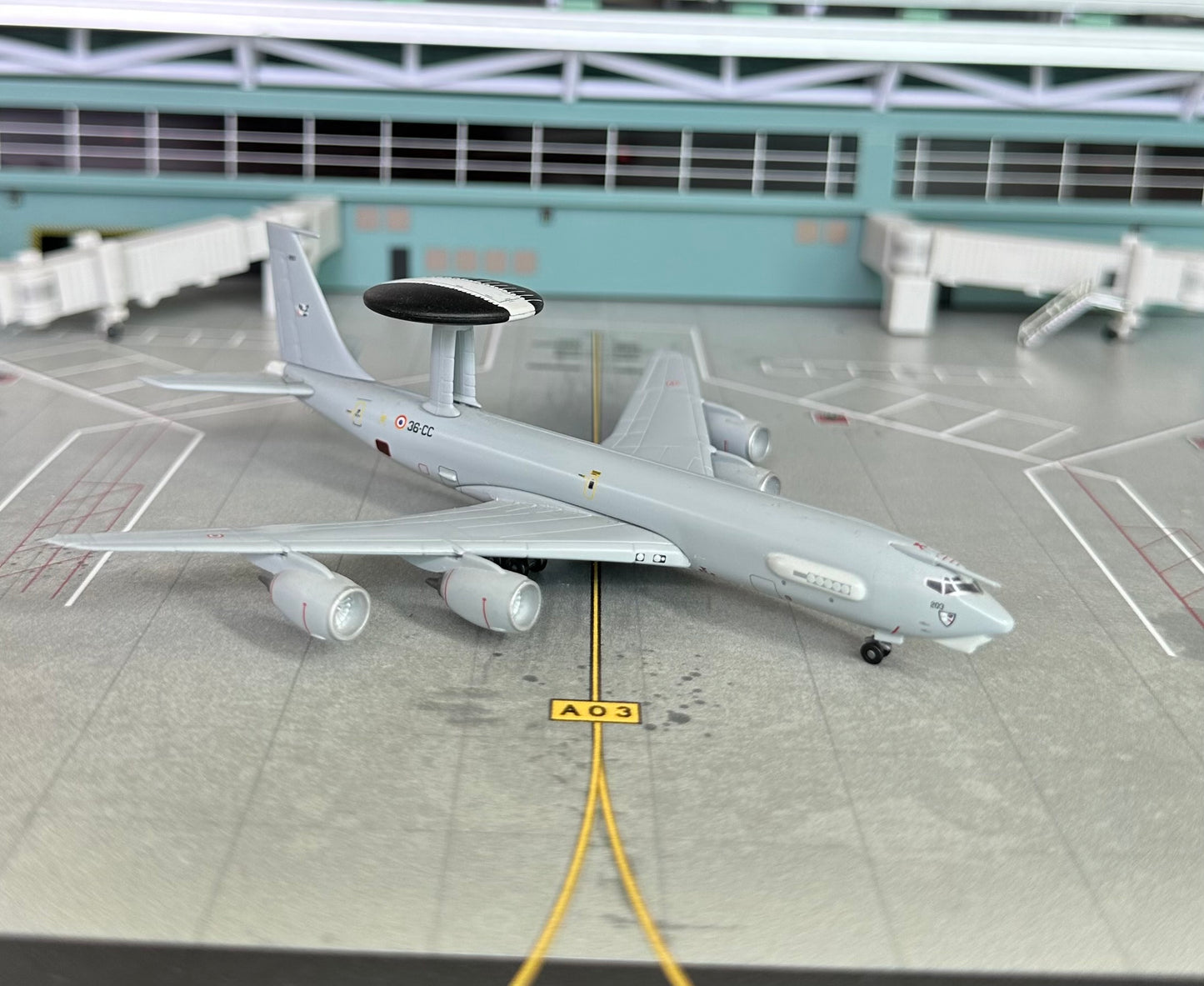1:400 French Air Force E-3F Sentry w/ESM 36 EDCA Dragon Wings