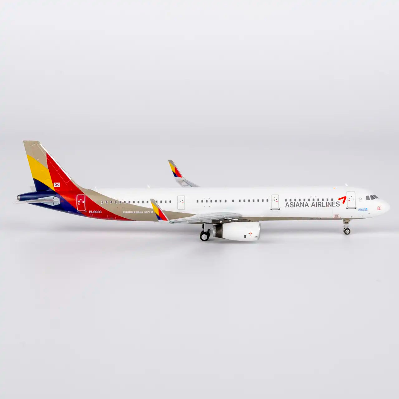 1:400 Asiana Airlines A321-200 HL8039 NG Models