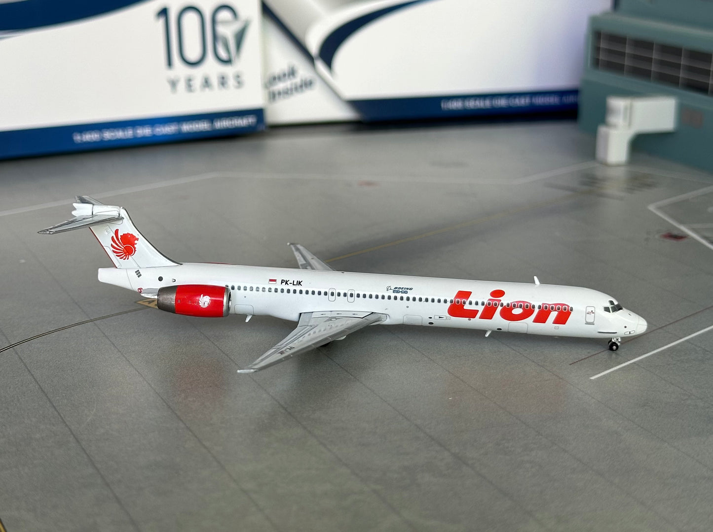 1:400 Lion Air MD-90 JC Wings