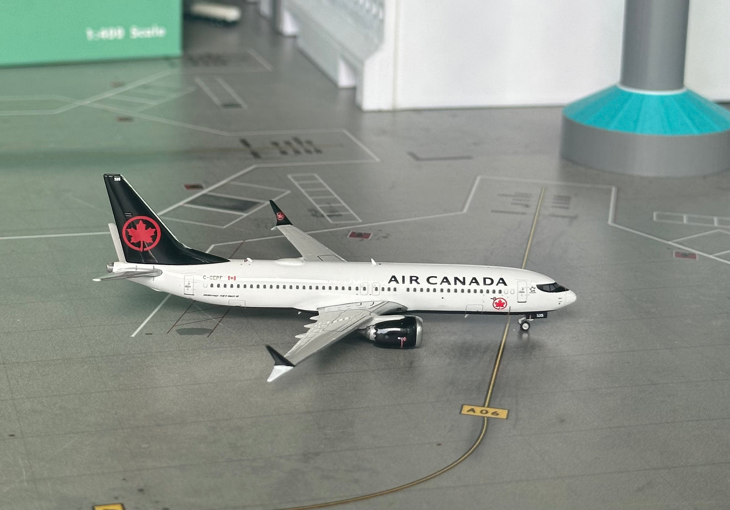 1:400 Air Canada B737 Max 8 C-GEPF Phoenix Models