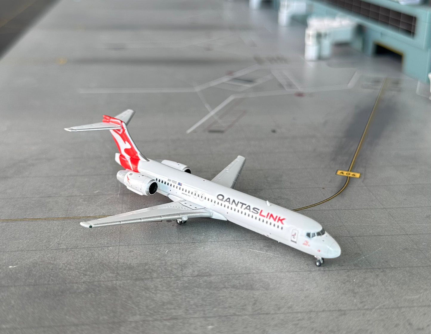 1:400 QantasLink B717-100 “Last Flight” Phoenix Models