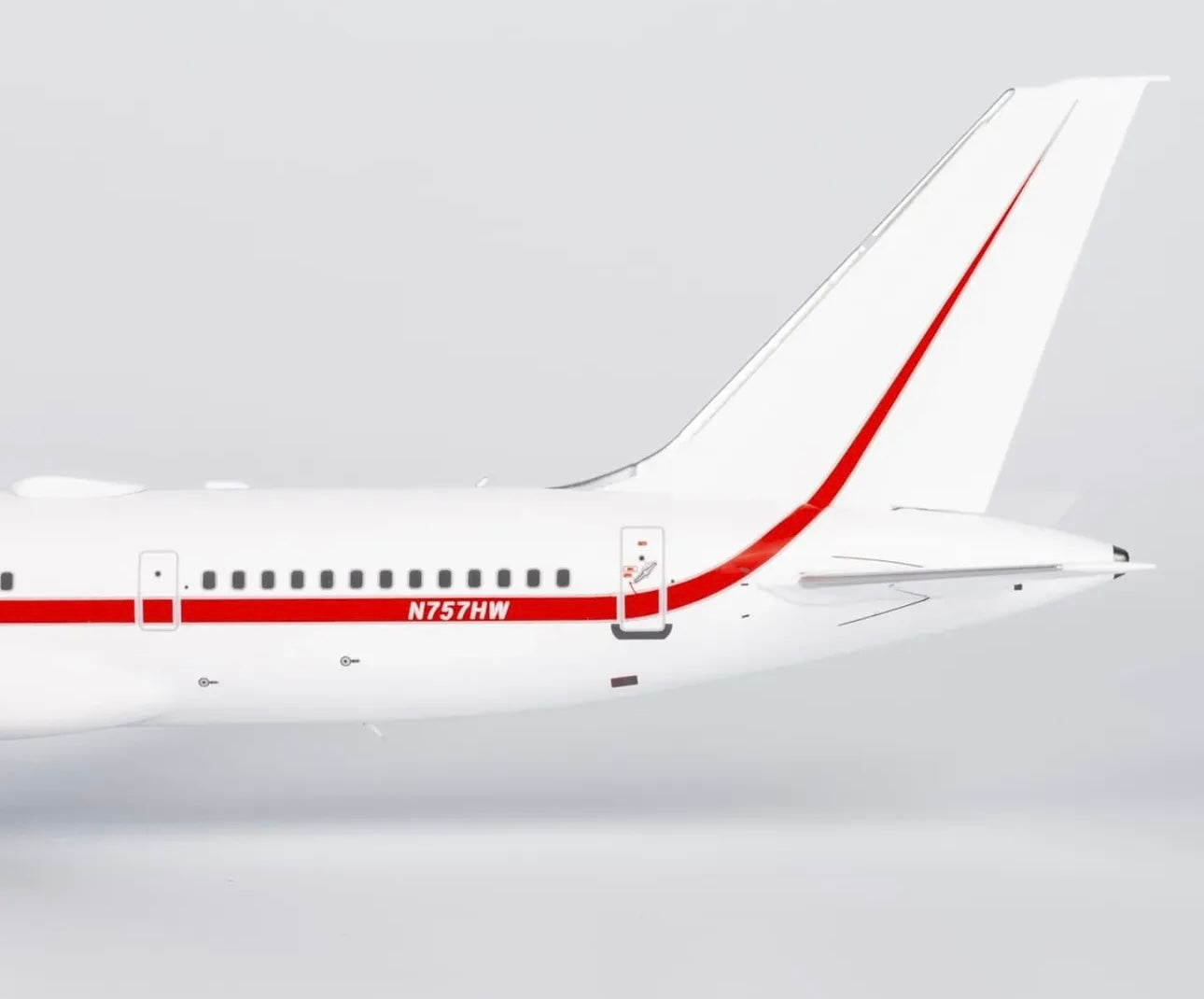 1:200 Honeywell Aviation Services B757-200 “with test engine” NG Models