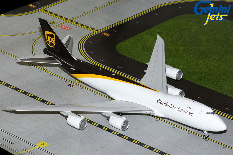 1:200 UPS B747-8F Gemini200