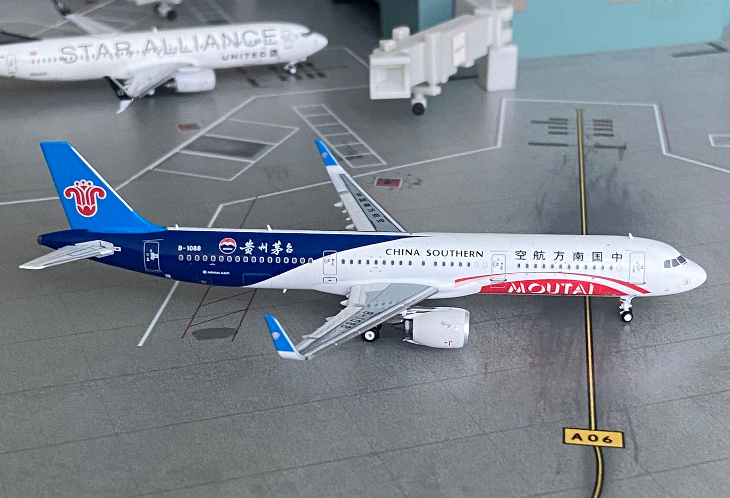 1:400 China Southern A321-200 Pandamodel