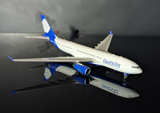 1:400 Belavia A330-200 Phoenix Models