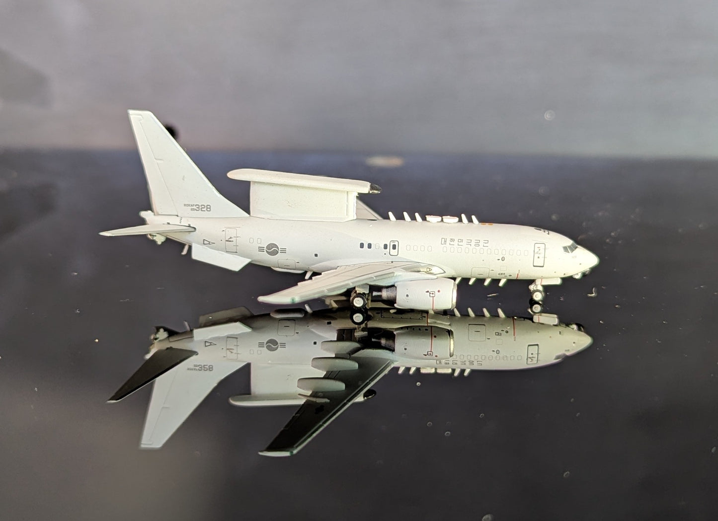 1:400 South Korean Air Force Boeing 737-7ES E-7A JC Wings
