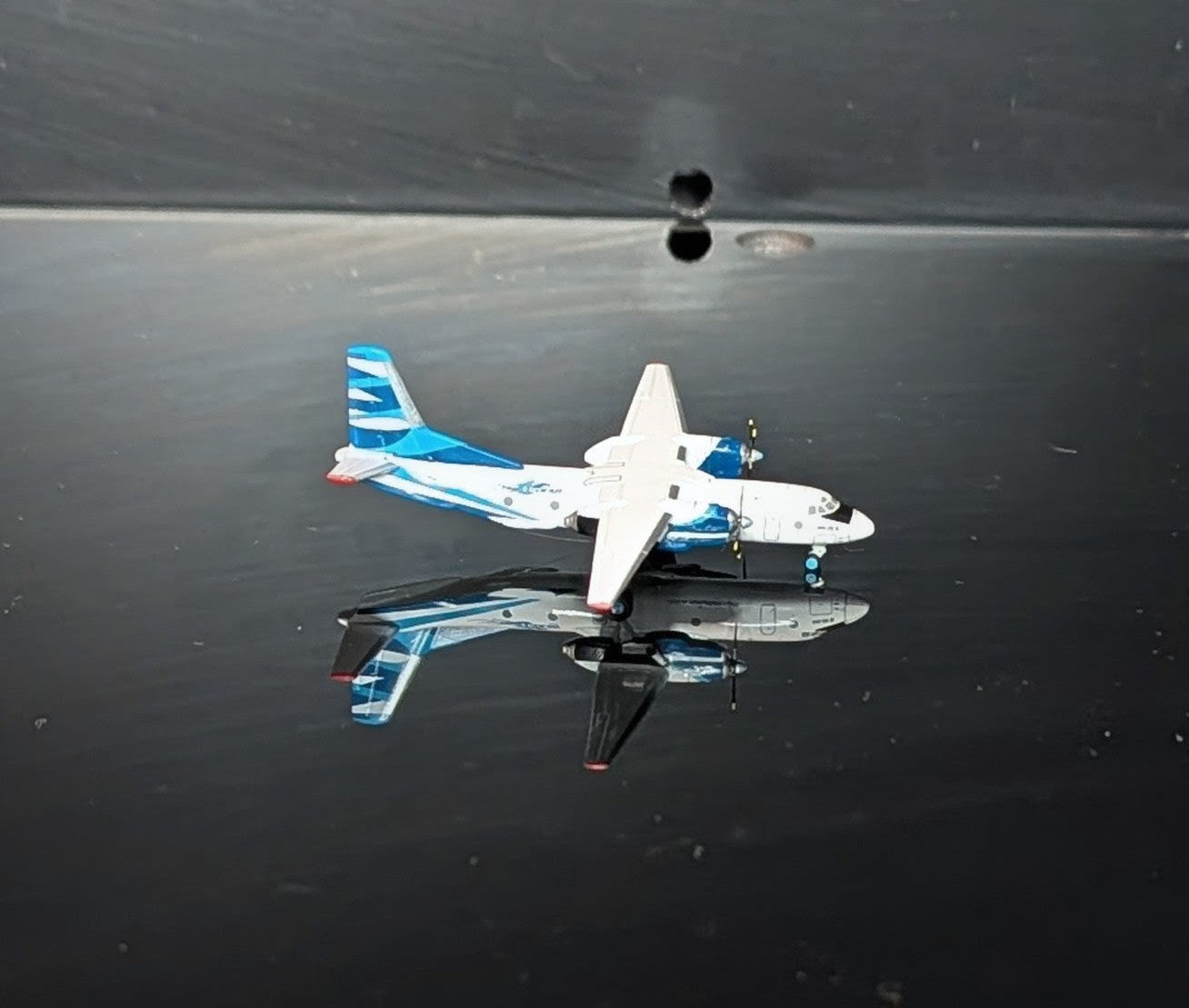1:400 Vulkan Air AN-26 JC Wings