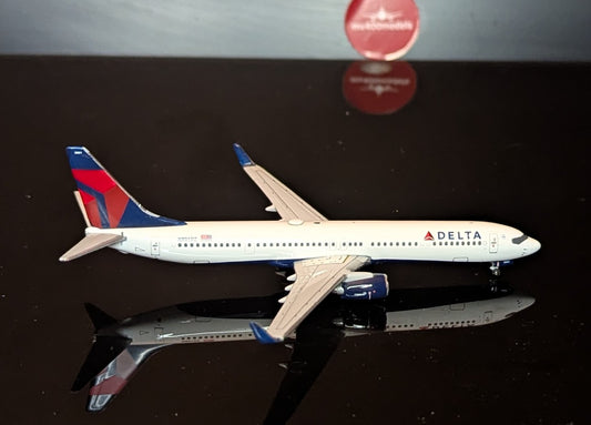 1:400 Delta Air Lines B737-900ER N801DZ Gemini Jets