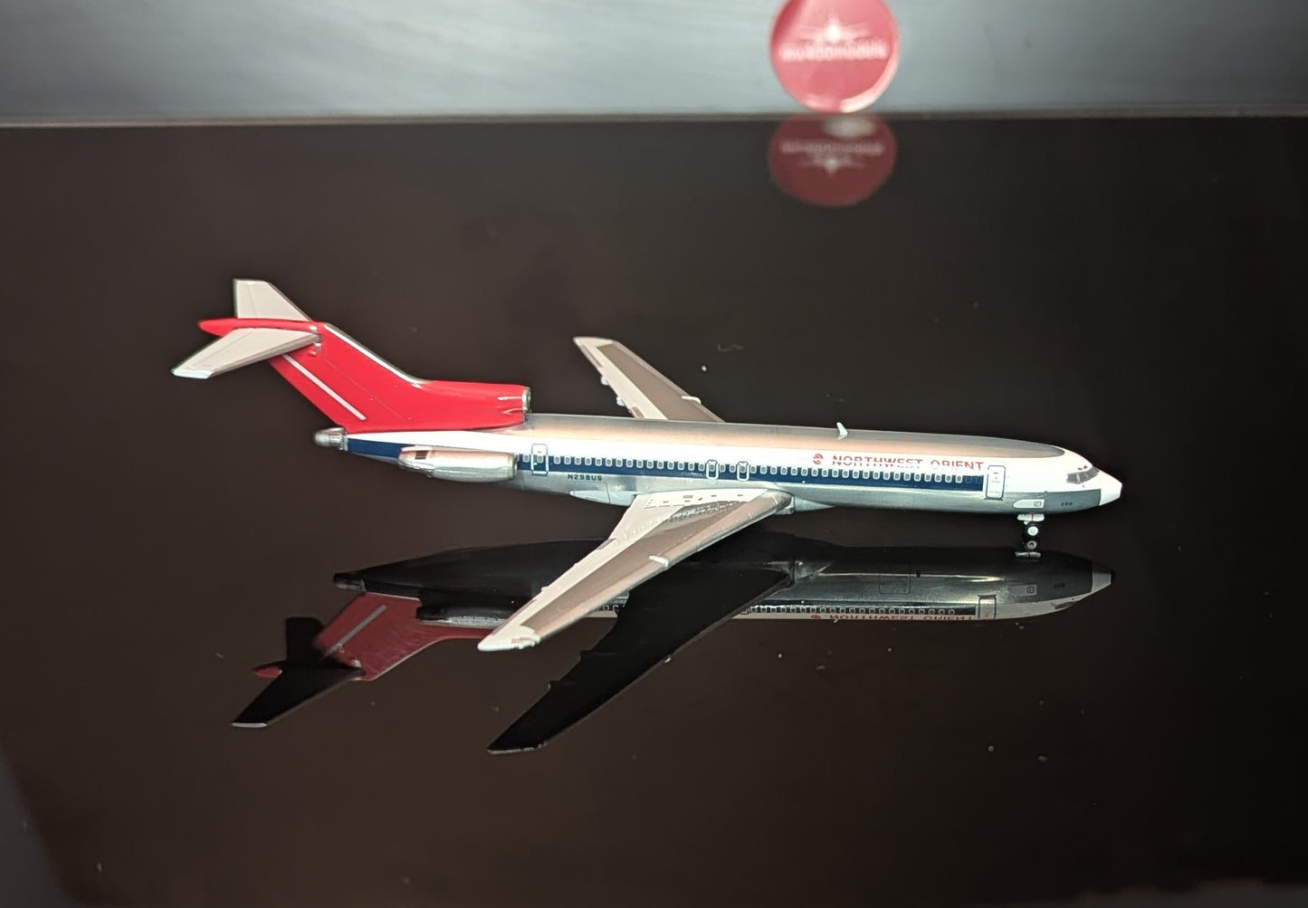 1:400 Northwest Orient B727-200 N298US “1980s Thermometer Livery” Gemini Jets