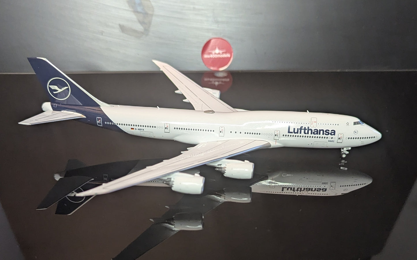 1:400 Lufthansa B747-8 D-ABYA Gemini Jets