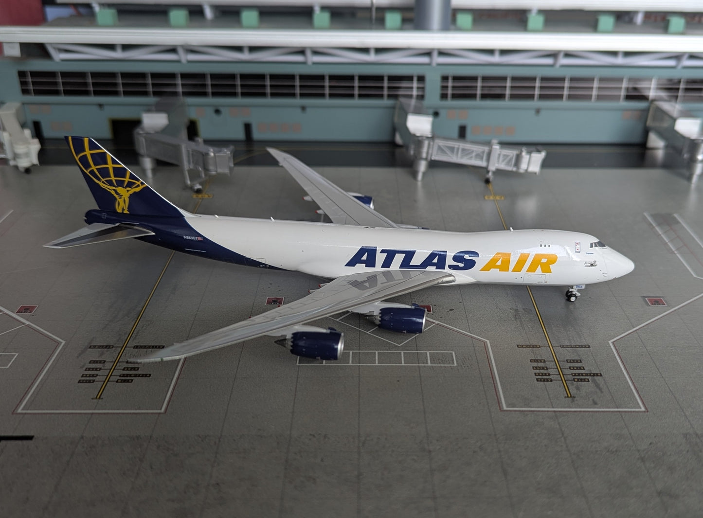 1:400 Atlas Air B747-8F N863GT Gemini Jets Last B747 EVER!!