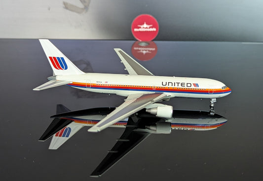 1:400 United Airlines B767-200ER N611UA V1:400 Models