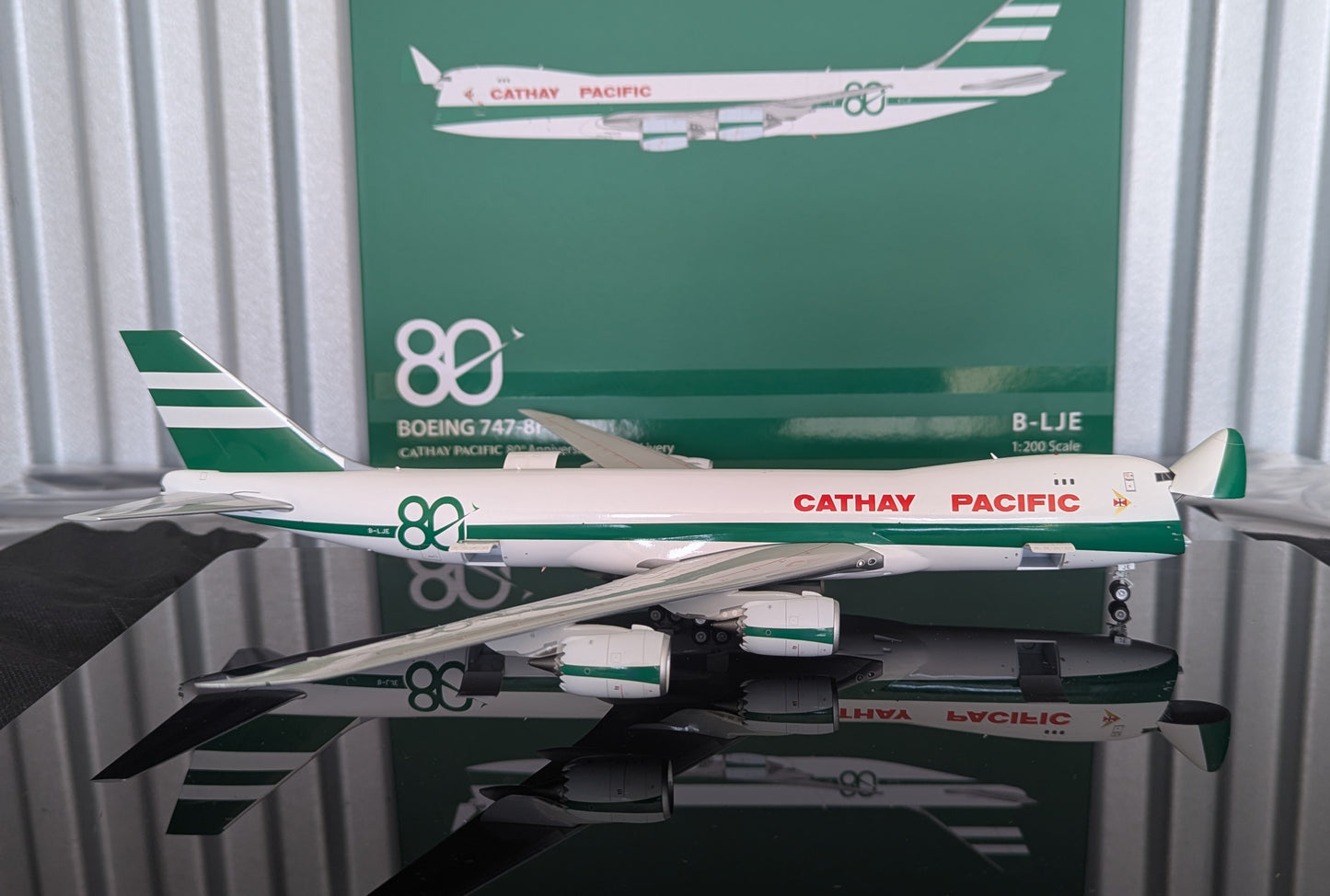 1:200 Cathay Pacific B747-8F “80th Anniversary Retro” SQ Wings Interactive Series*