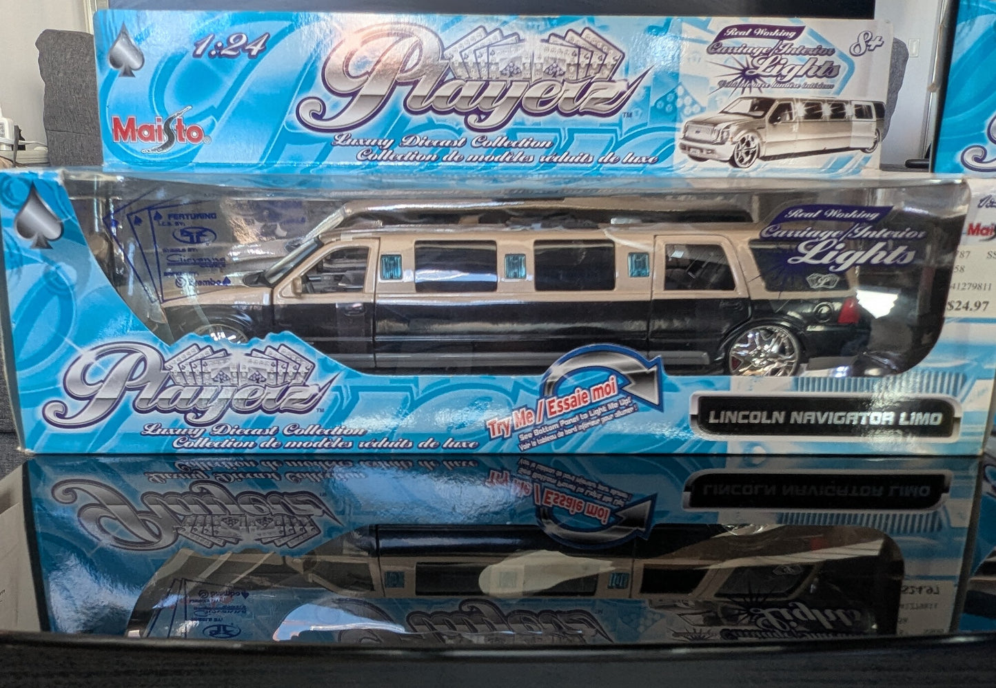 1/24 Playerz Lincoln Navigator Limo Blue Maisto -Diecast Model Car