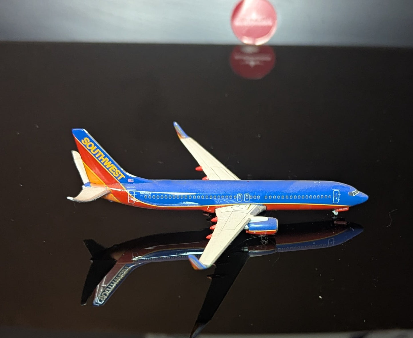 1:400 Southwest Airlines B737-800 Gemini Jets Bent Elevator**